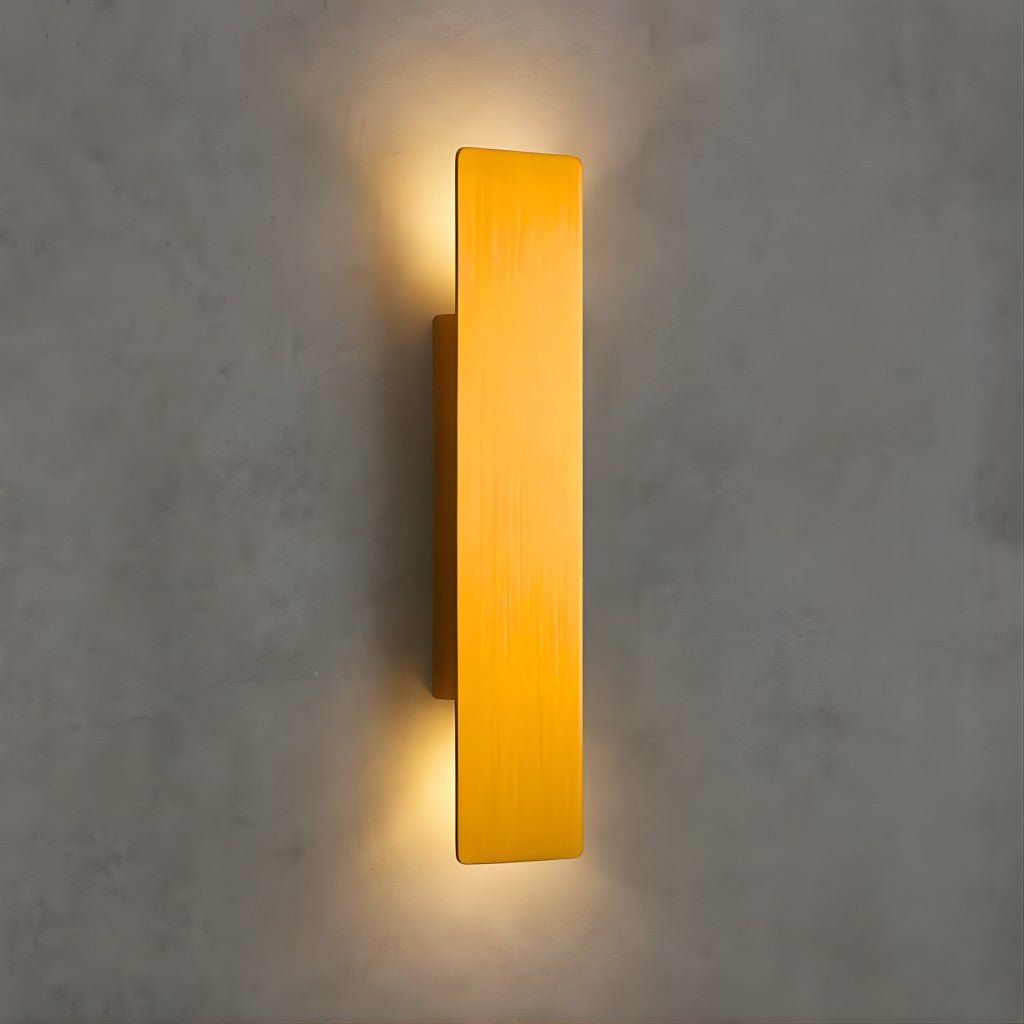 AuroraGlow | Elegant Durable Outdoor Wall Light Fixture with LED 10