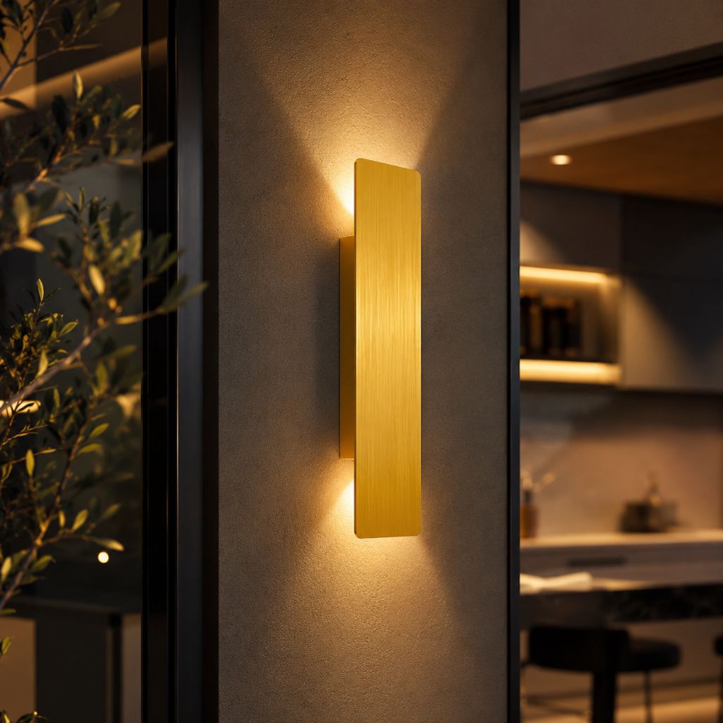 AuroraGlow | Elegant Durable Outdoor Wall Light Fixture with LED 5