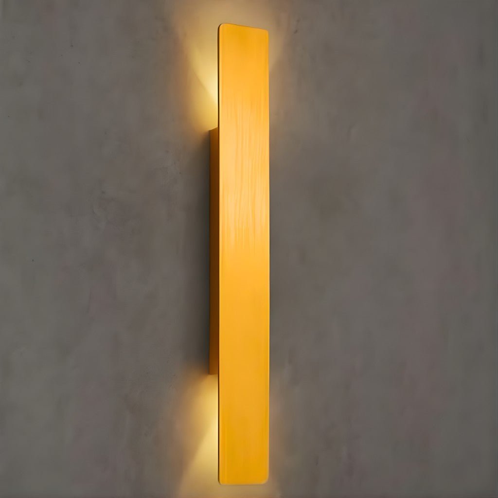 AuroraGlow | Elegant Durable Outdoor Wall Light Fixture with LED 9