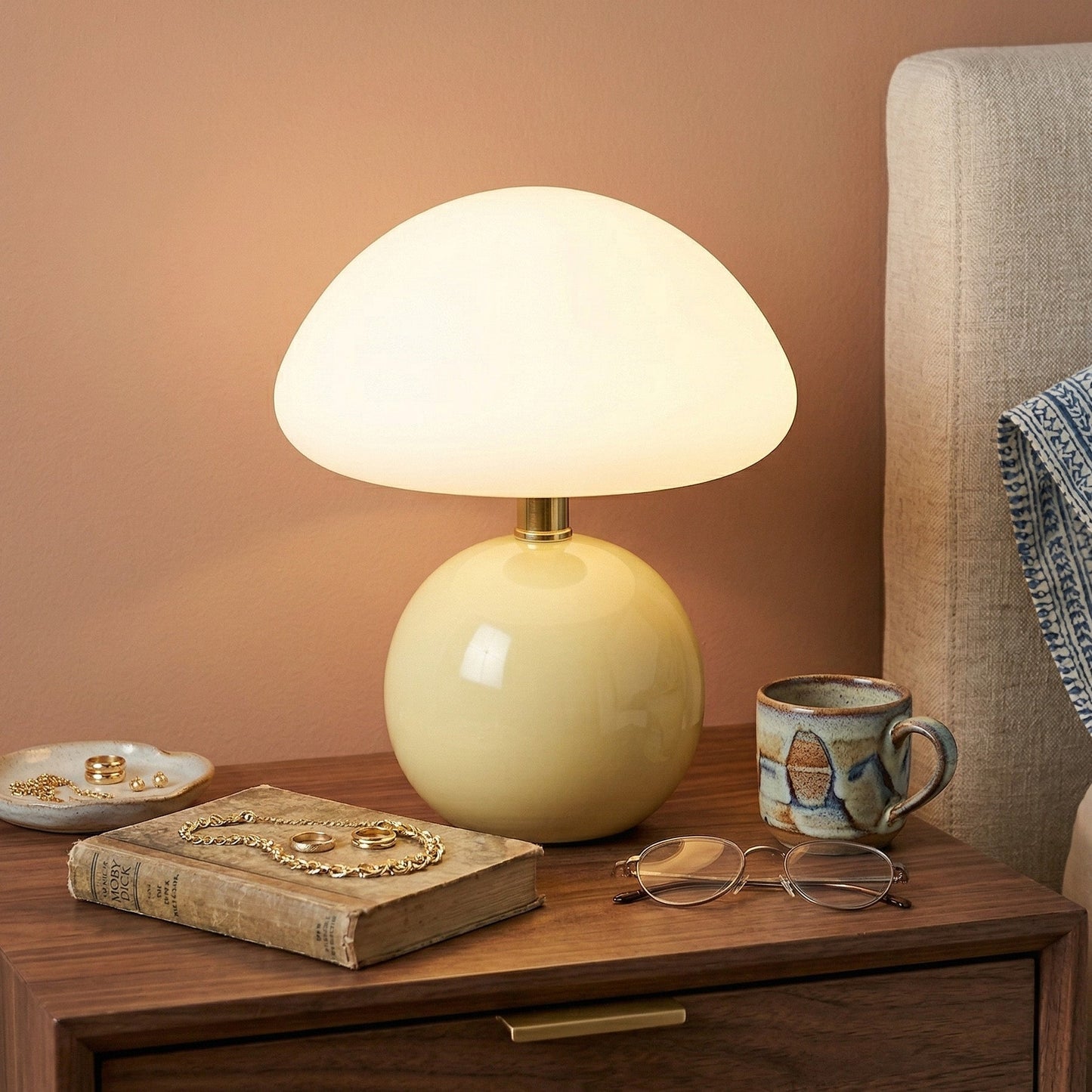 Lumenara | Cozy Compact Mid-Century Modern Decorative Lamp 3