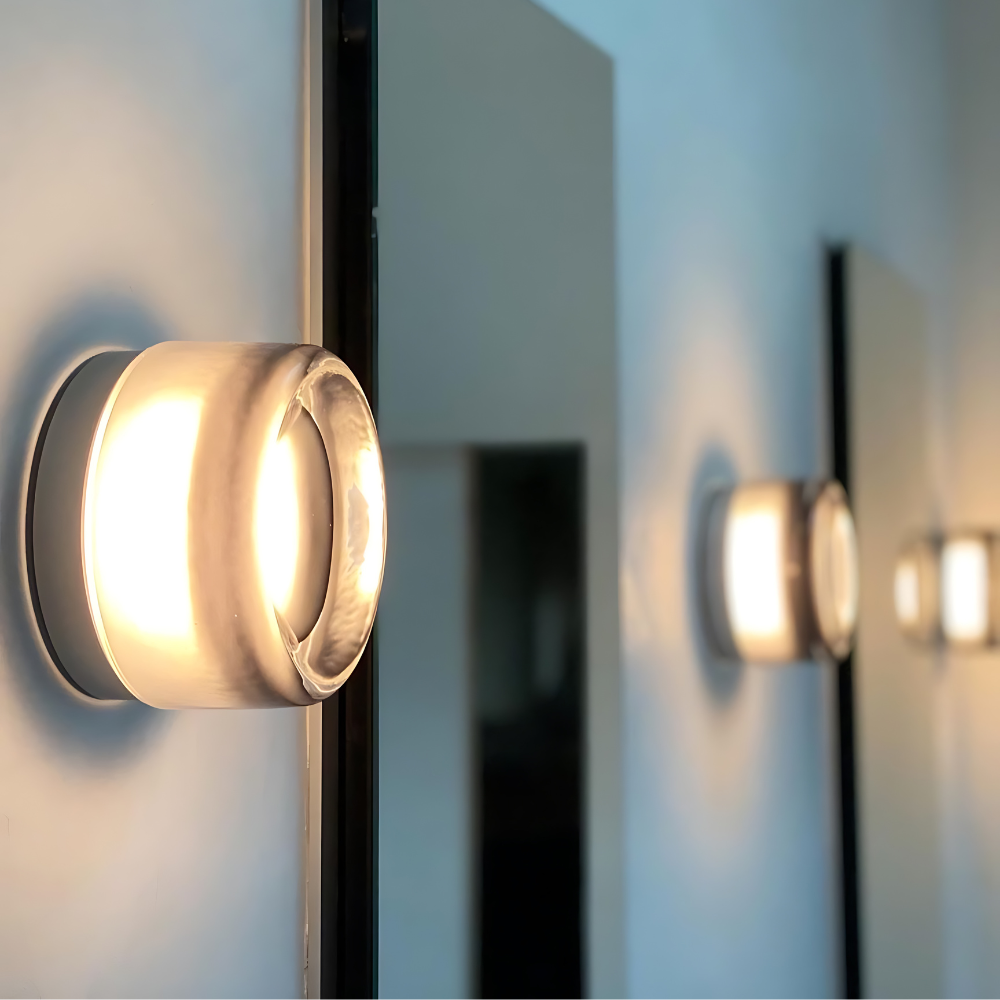 Luminara | Sleek Modern Aluminum Wall Sconce Lighting for Elegant Spaces 1