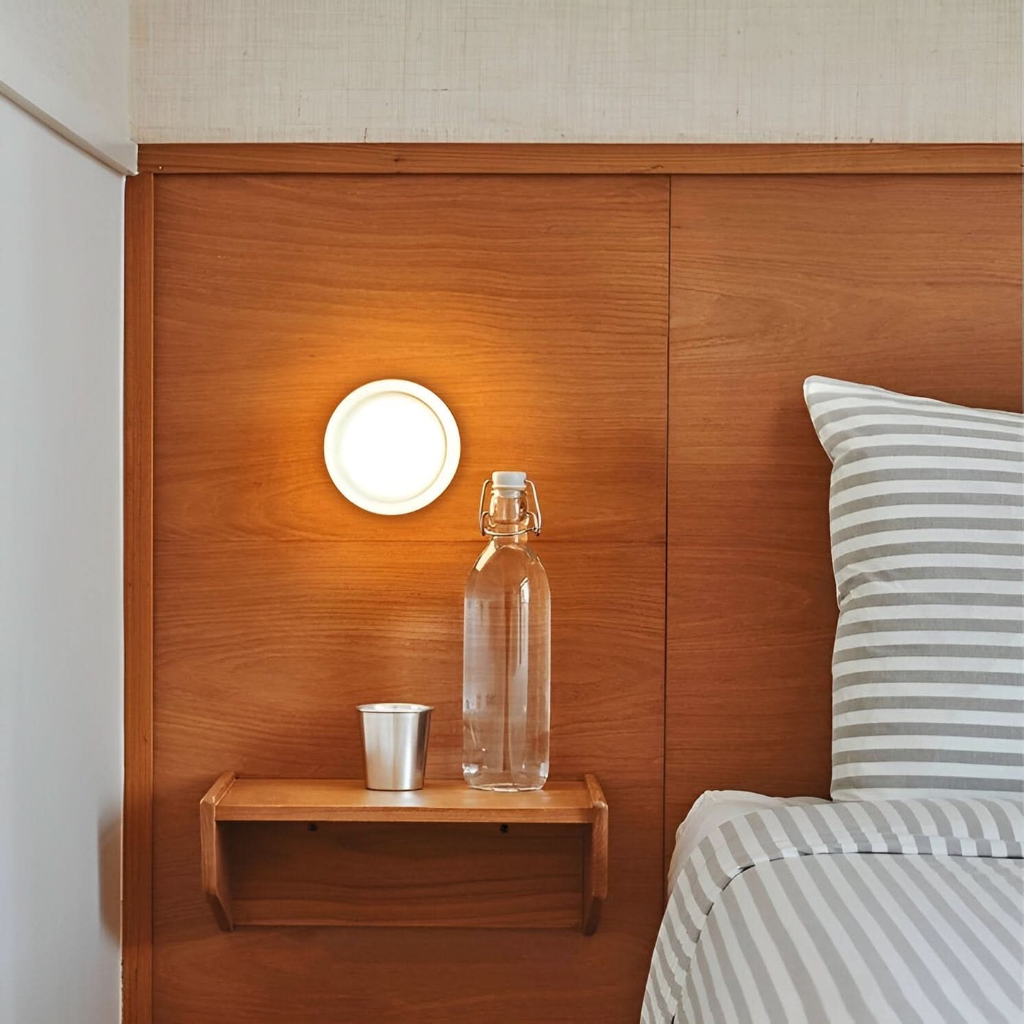 Luminara | Sleek Modern Aluminum Wall Sconce Lighting for Elegant Spaces 4
