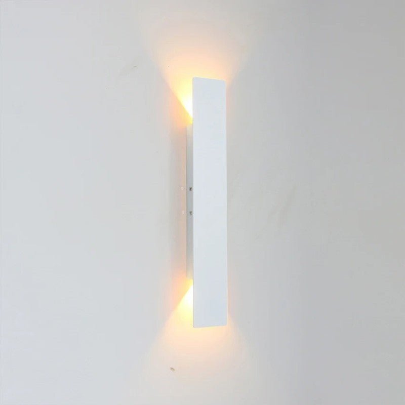 RainGuard | Durable Weatherproof Outdoor Wall Light Fixture 12